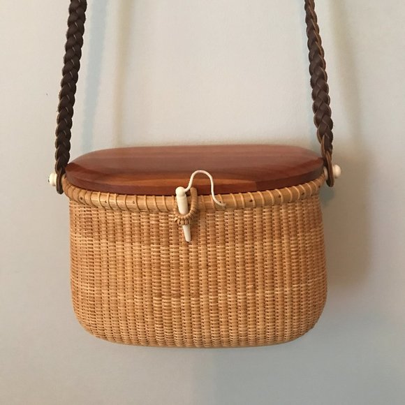 Basketville Vermont Nantucket Basket Handbags - Basketville Vermont Nantucket Creel Basket Handbag Coastal Grandmother Chic